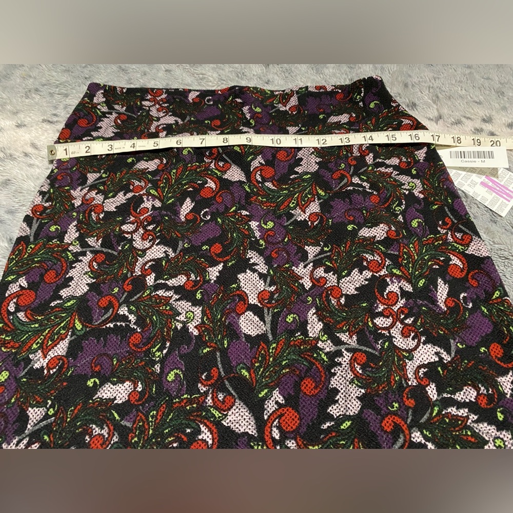 CLOSET CLEAR OUT ON ALL LULAROE MAKE AN OFFER BUNDLE NWT MEDIUM FLORAL HIGHWAIST - Picture 3 of 8